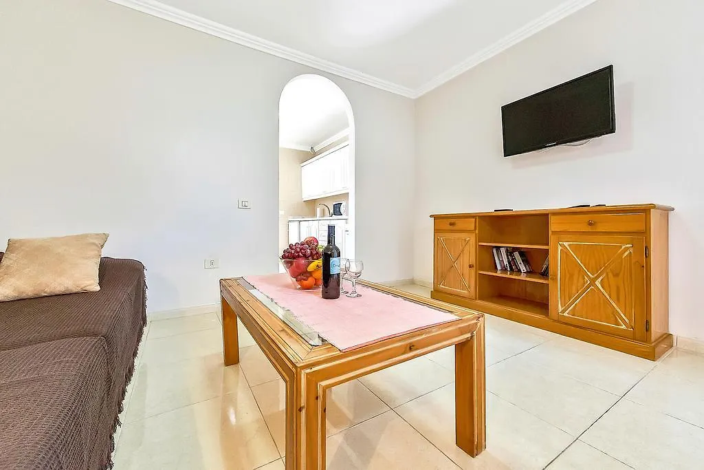 Apartment In Paraiso Royal 플라야데라스아메리카스 스페인